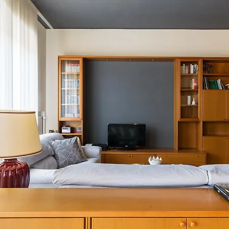 Vista Duomo - Bymyhomeincomo