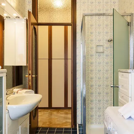 Vista Duomo - Bymyhomeincomo Lejlighed Como